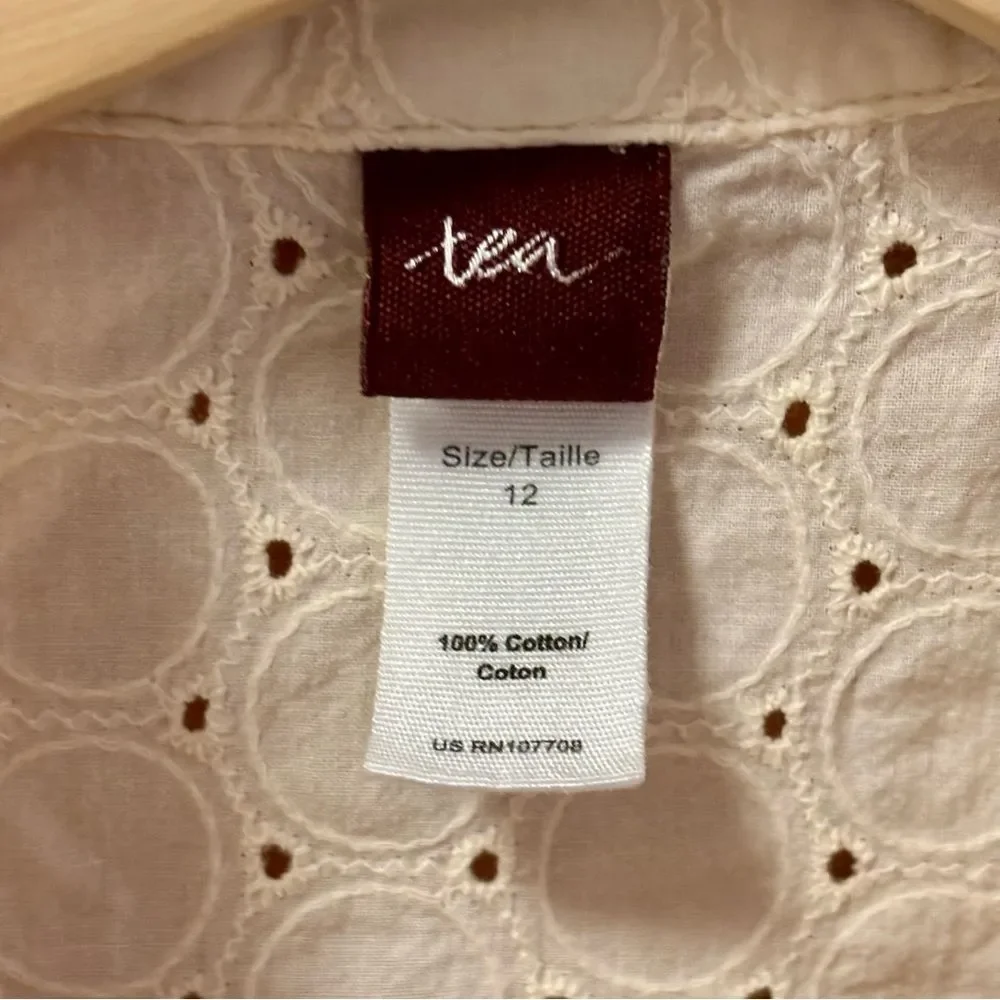 Tea white cream lace button down blouse top long sleeve shirt 12